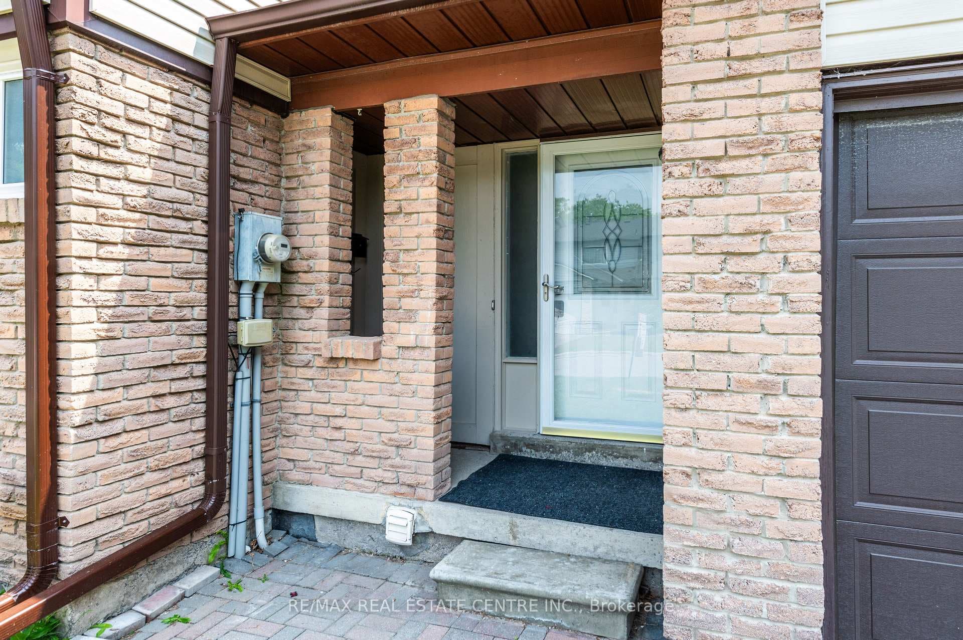 1330 Trowbridge Drive Unit 16 photo 7