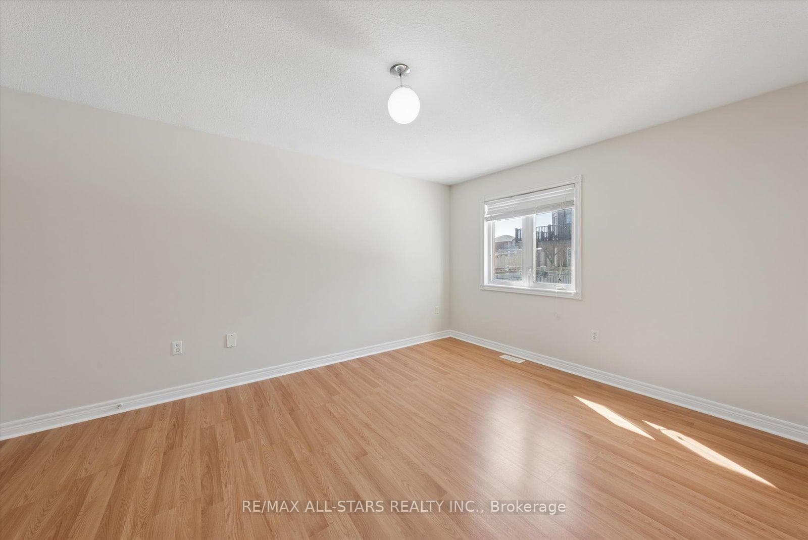 4 Smith Street photo 29