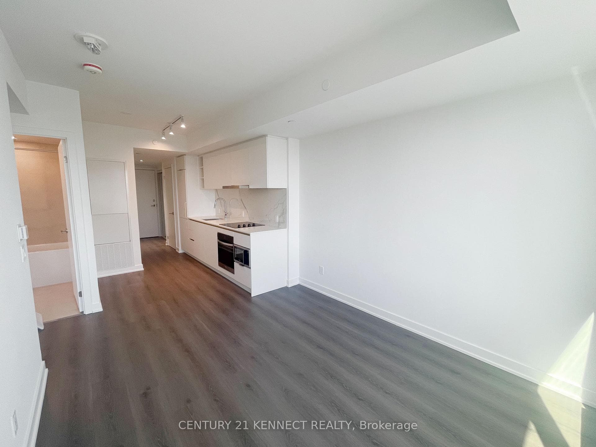 8 Wellesley Street Unit 2911 photo 9