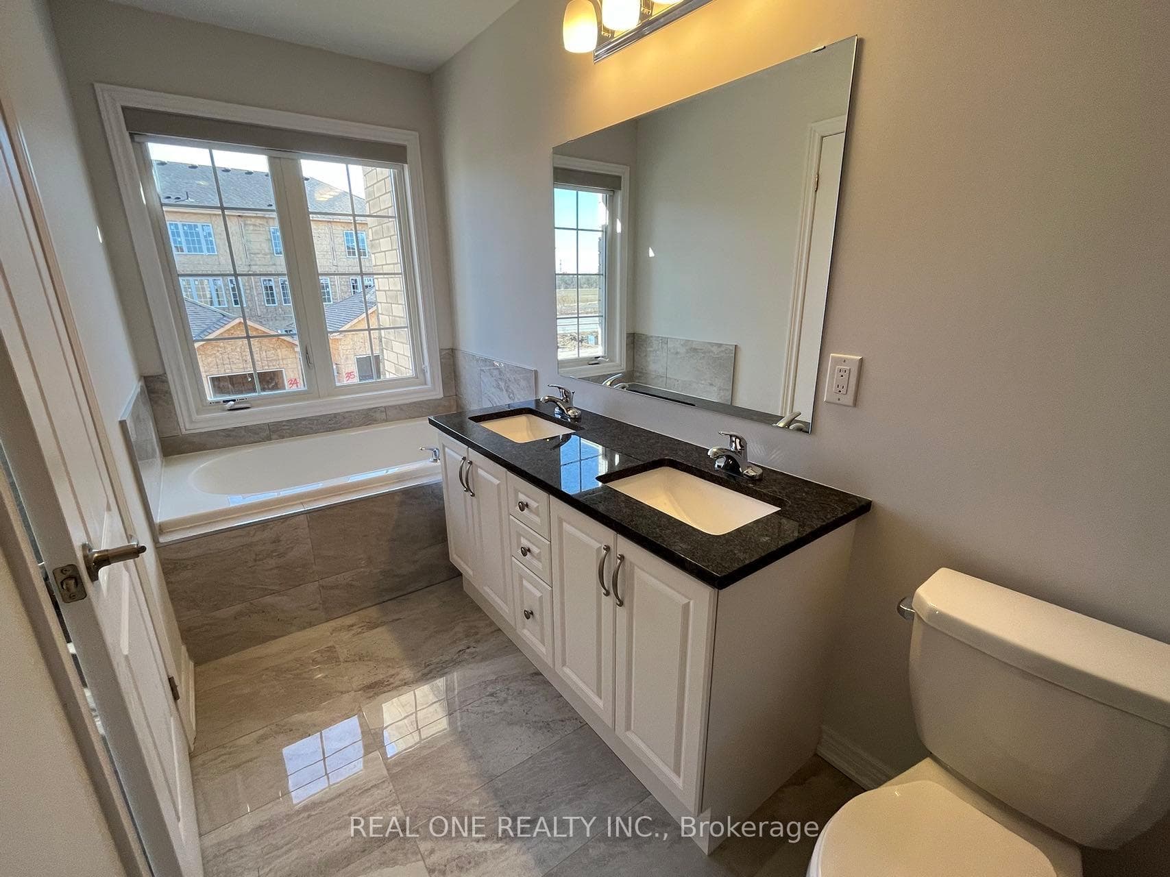 15 Waterleaf Road photo 12