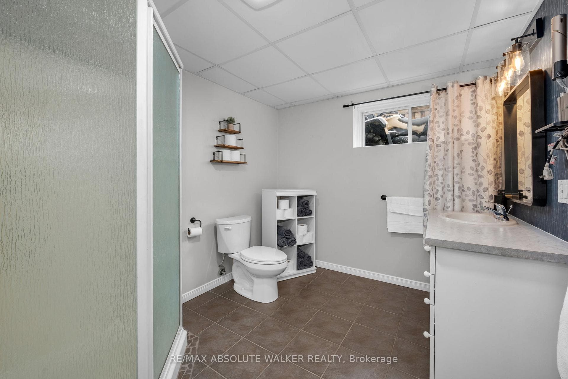 113 Richard Street photo 21