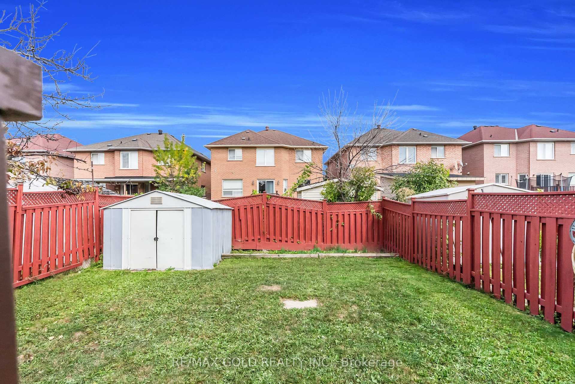 33 Tigerlily Place photo 49