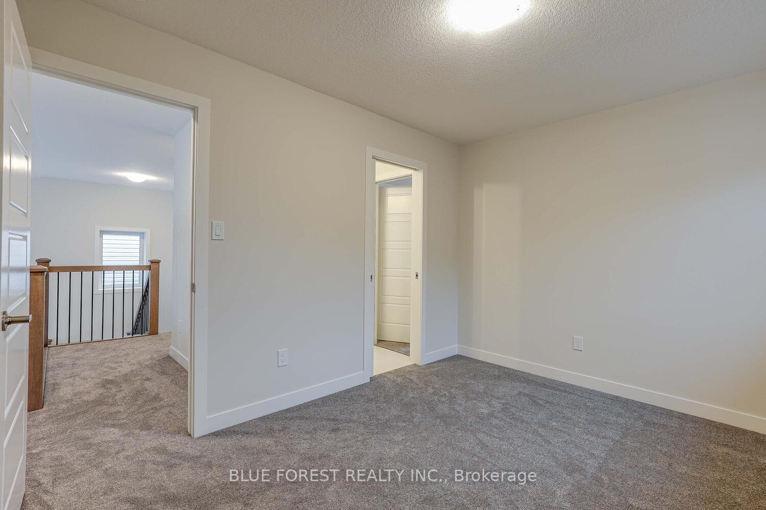 52 Wayside Lane photo 26