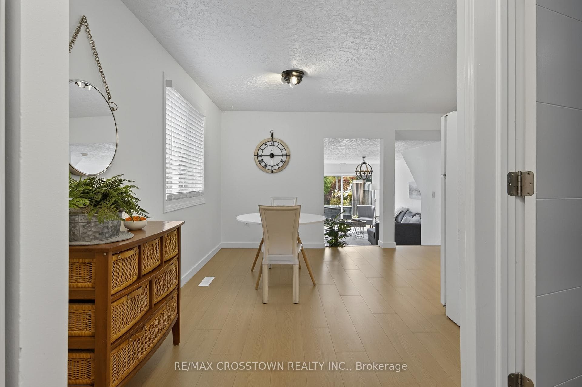37 Seymour Crescent photo 12