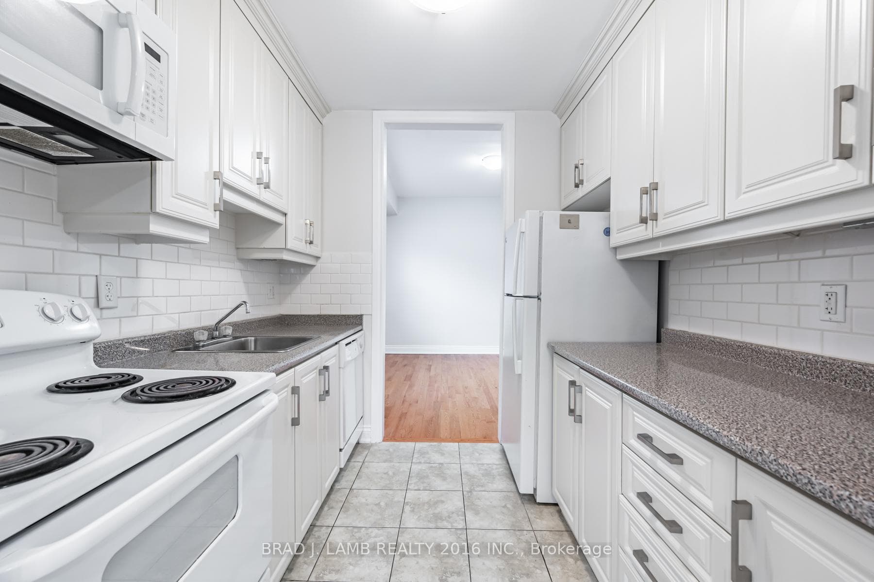 665 Richmond Street Unit 2 photo 4