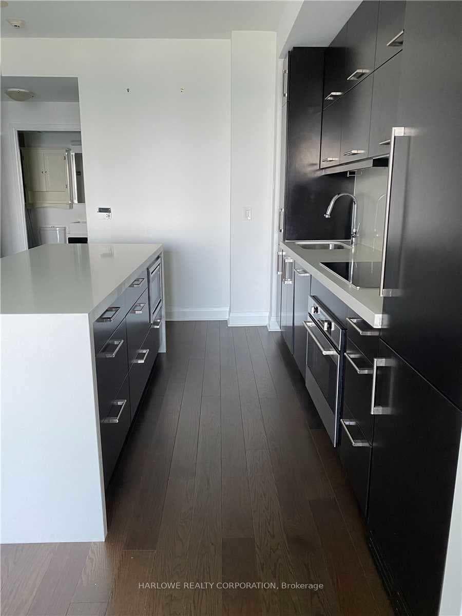 65 St Mary Street Unit 3205 photo 8