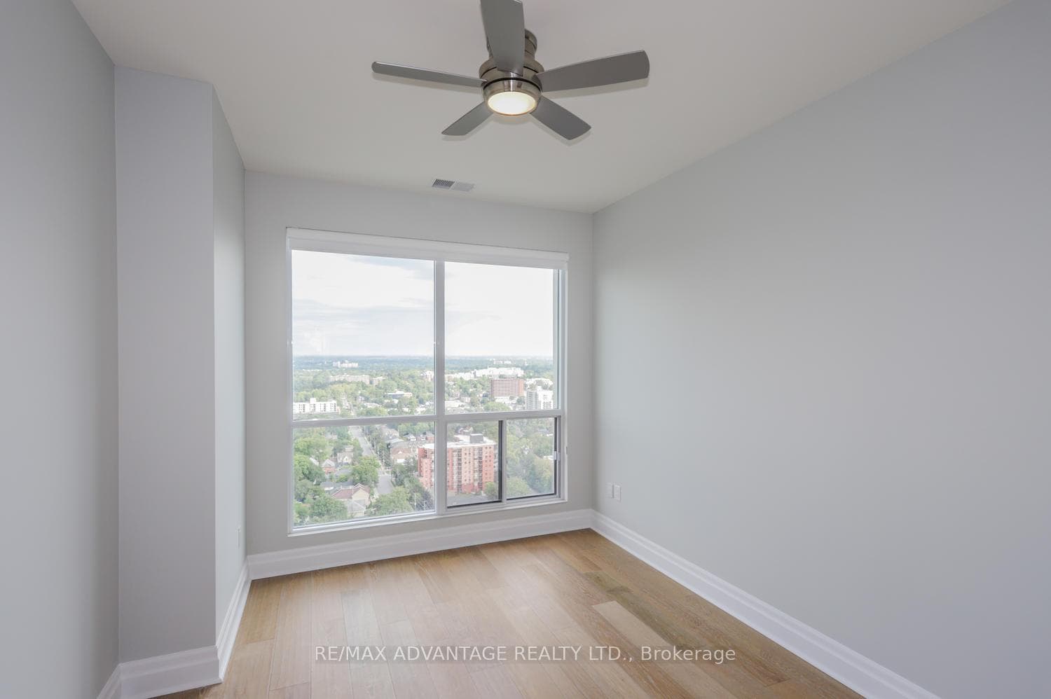 505 Talbot Street Unit 2701 photo 45