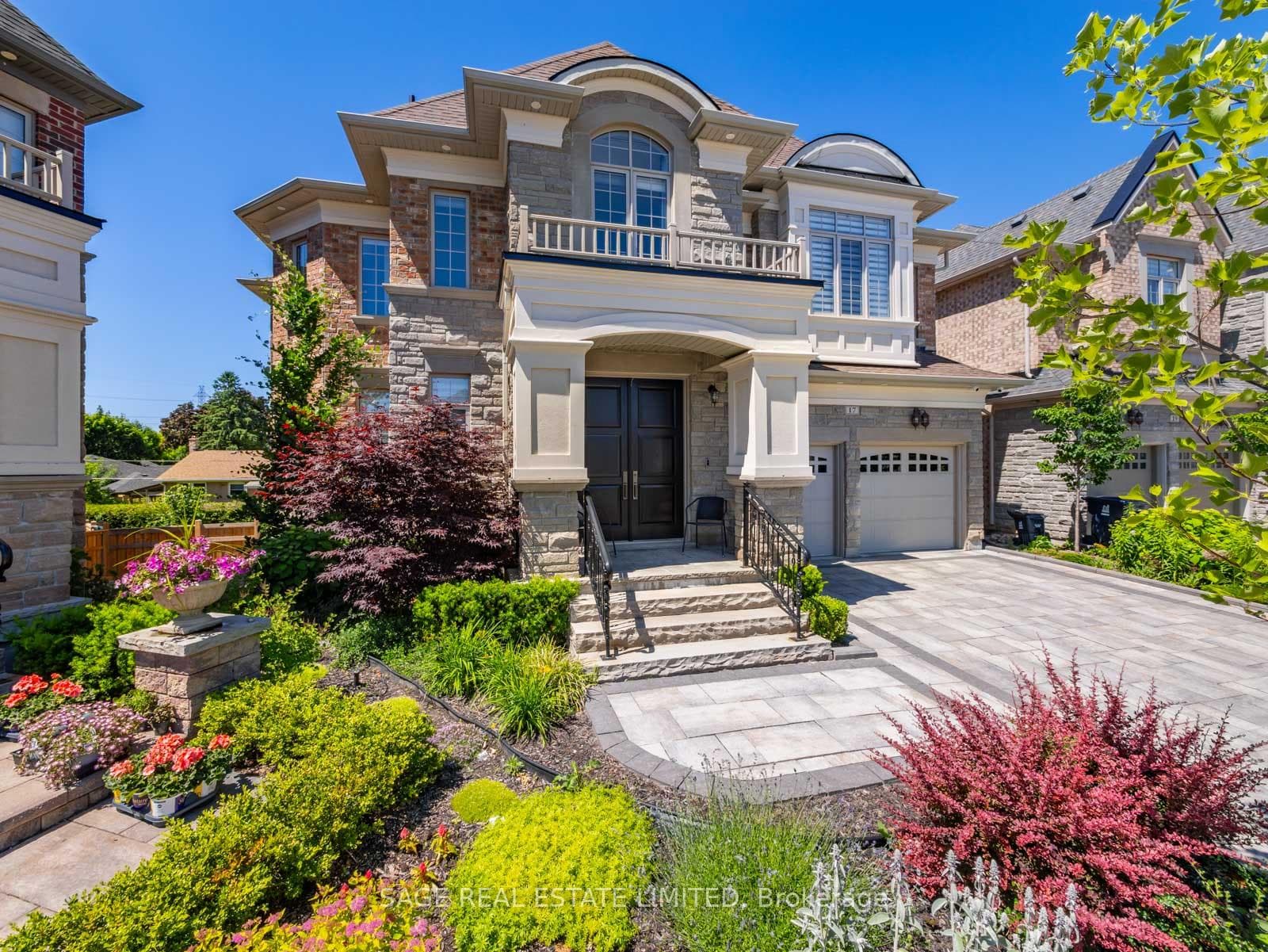 17 Daniel Cozens Court