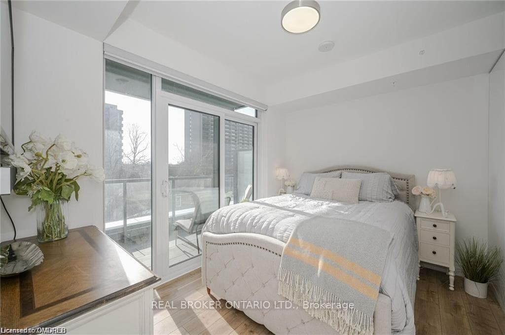 500 Brock Avenue Unit 308 photo 17