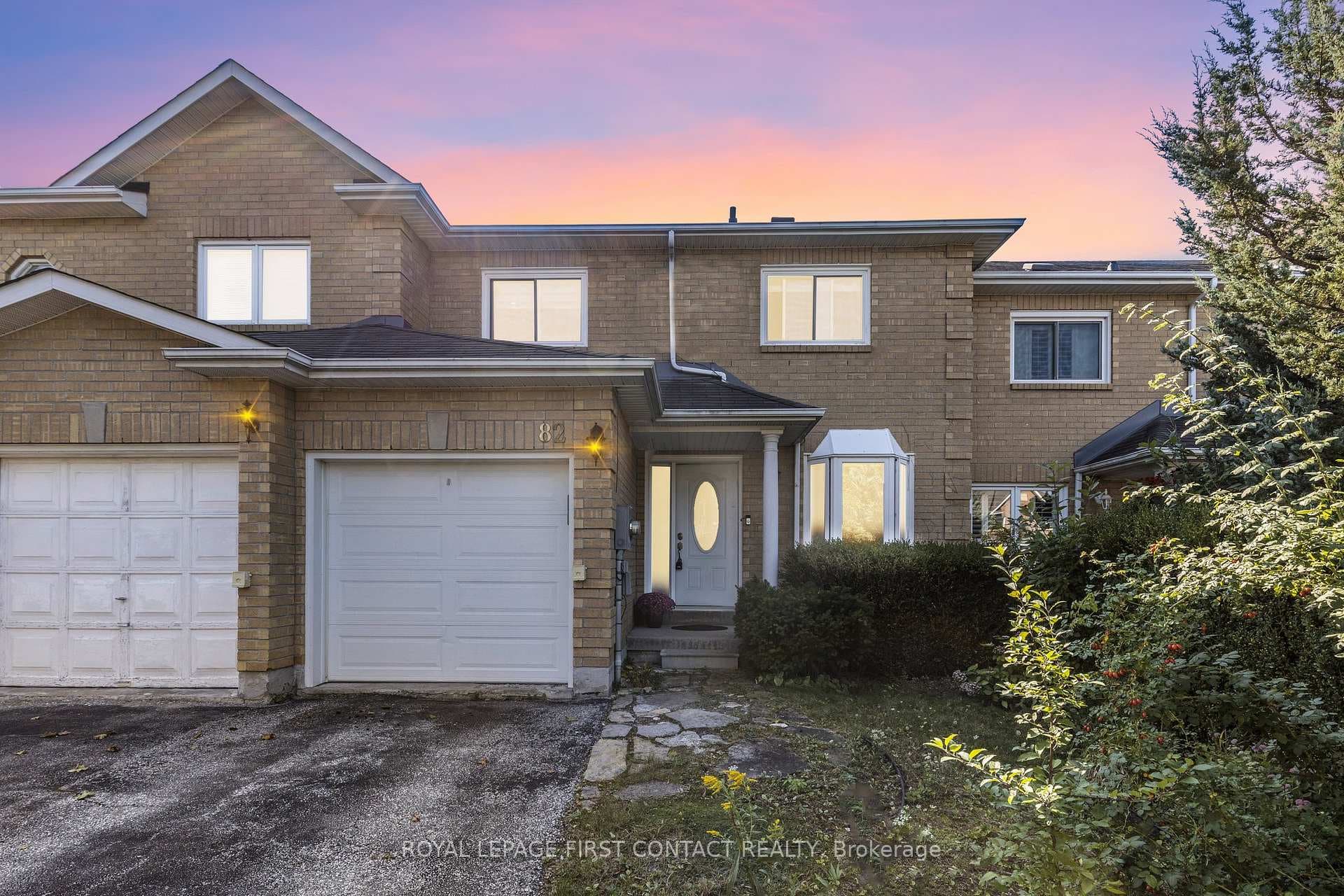 82 LYFYTT Crescent photo 1