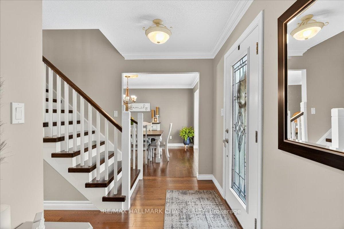 35 Howard Drive photo 21