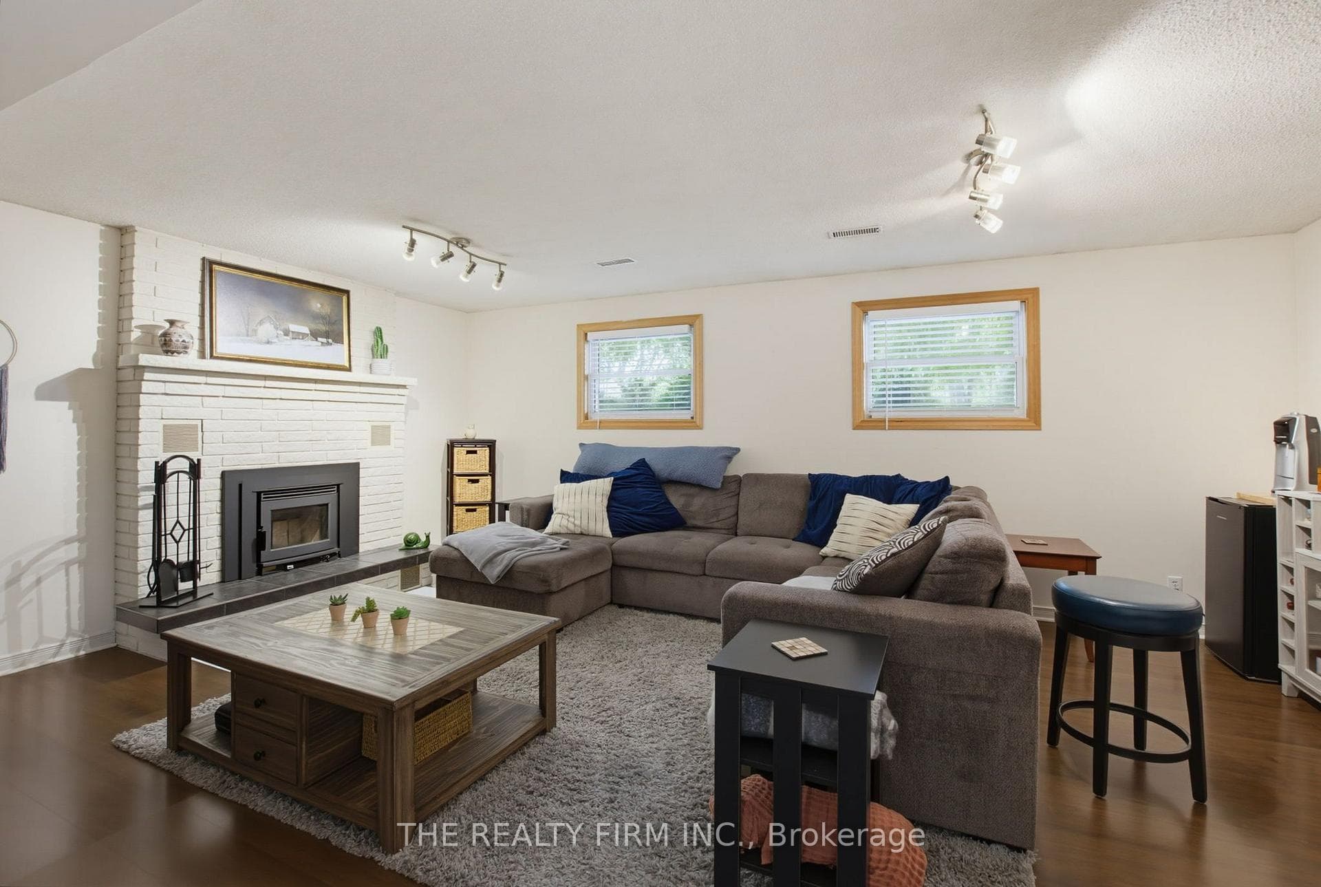 493 Maple Street photo 21