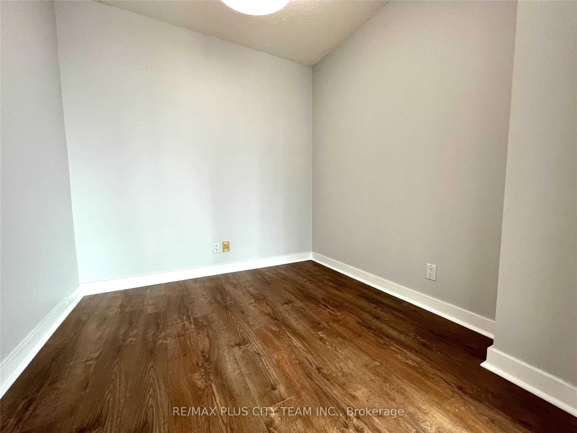 381 Front Street Unit 1103 photo 10
