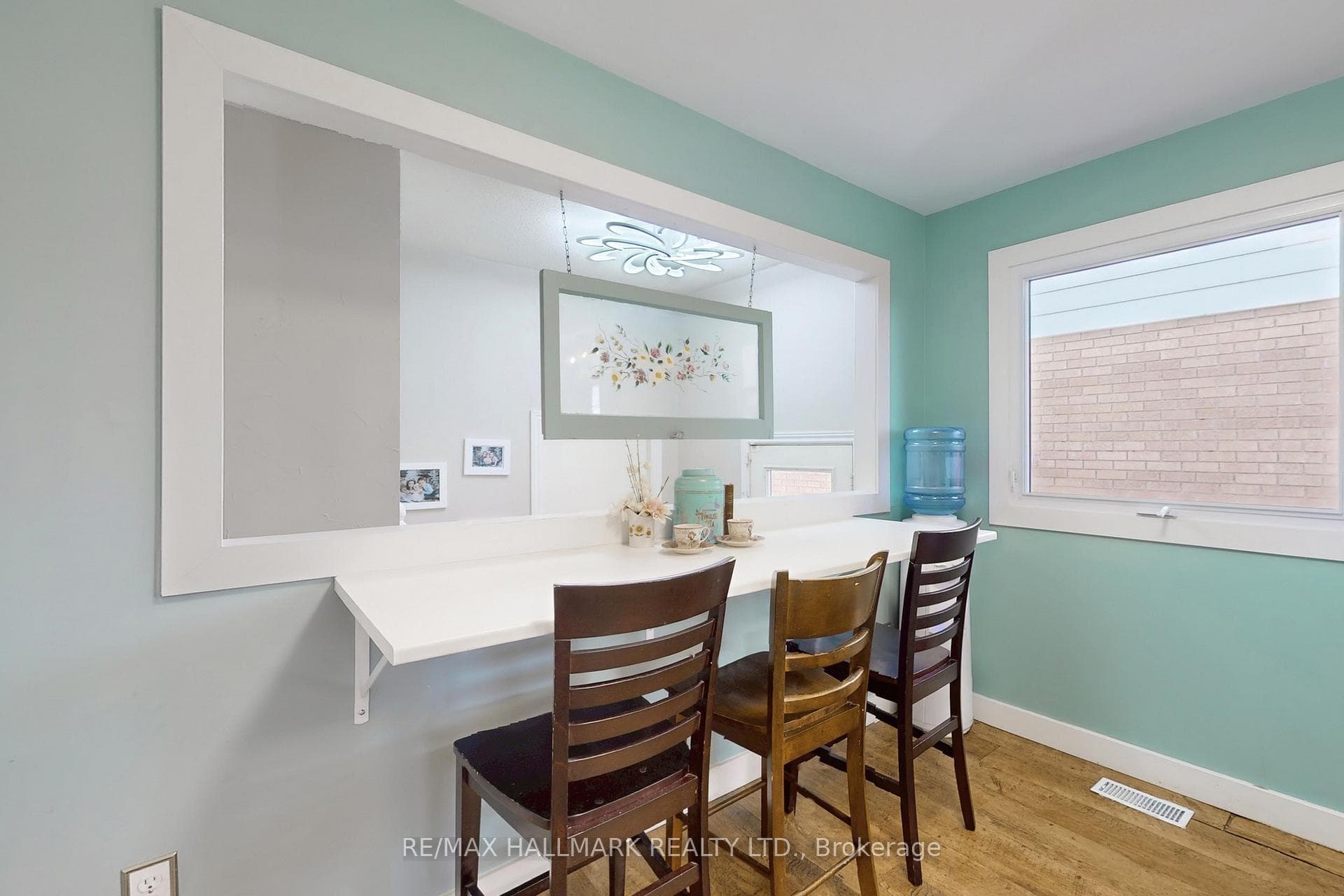 111 Kerr Boulevard photo 10