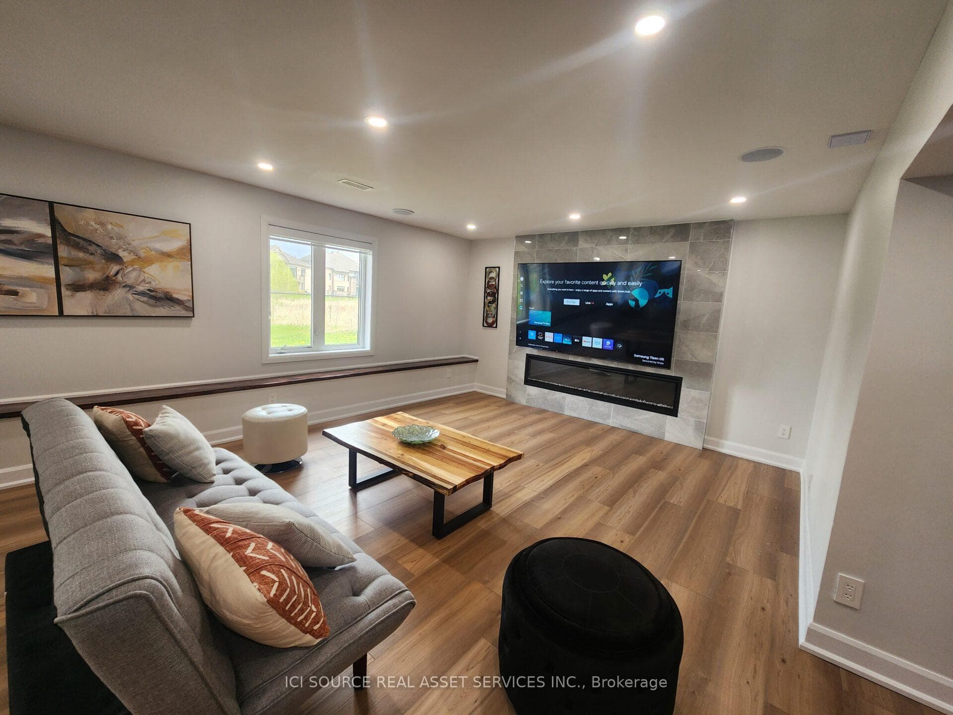 733 Coast Circle photo 30