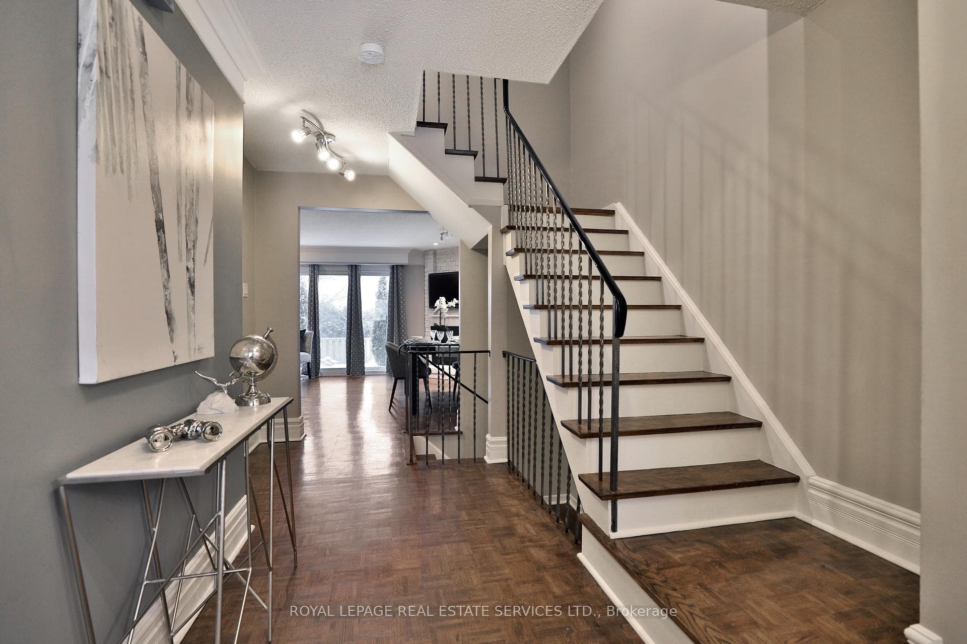 4111 Arbour Green Drive Unit 16 photo 3