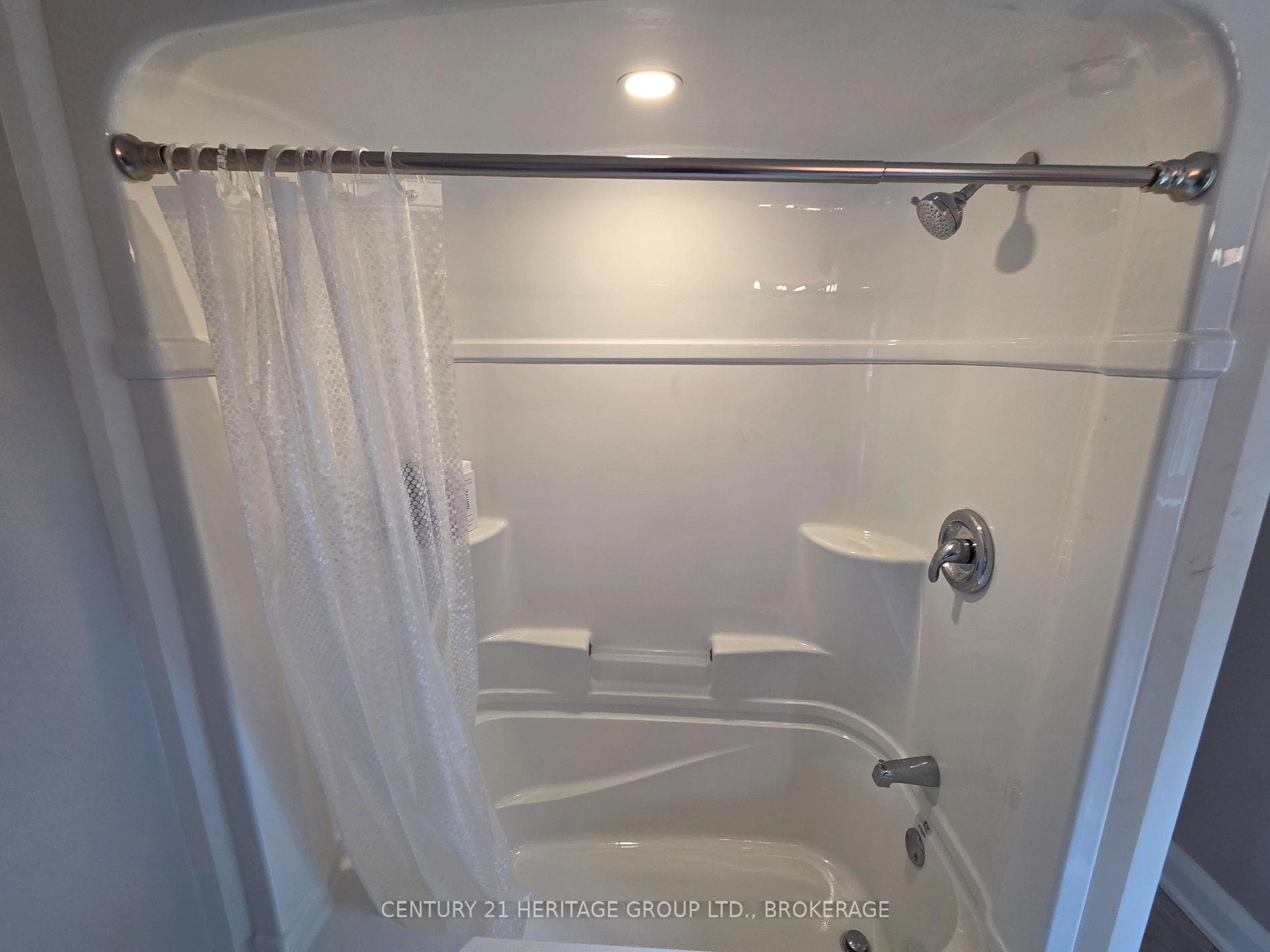 7510 Roger Stevens Drive photo 11