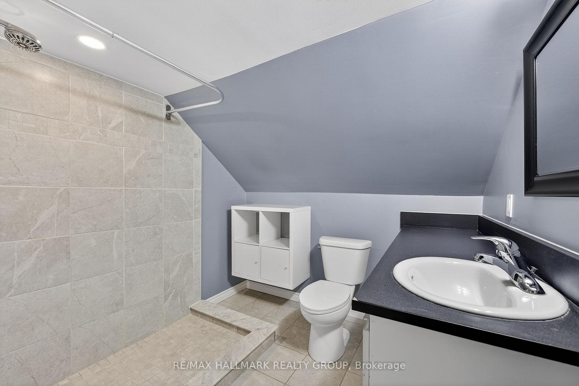 633 Russell Road photo 24