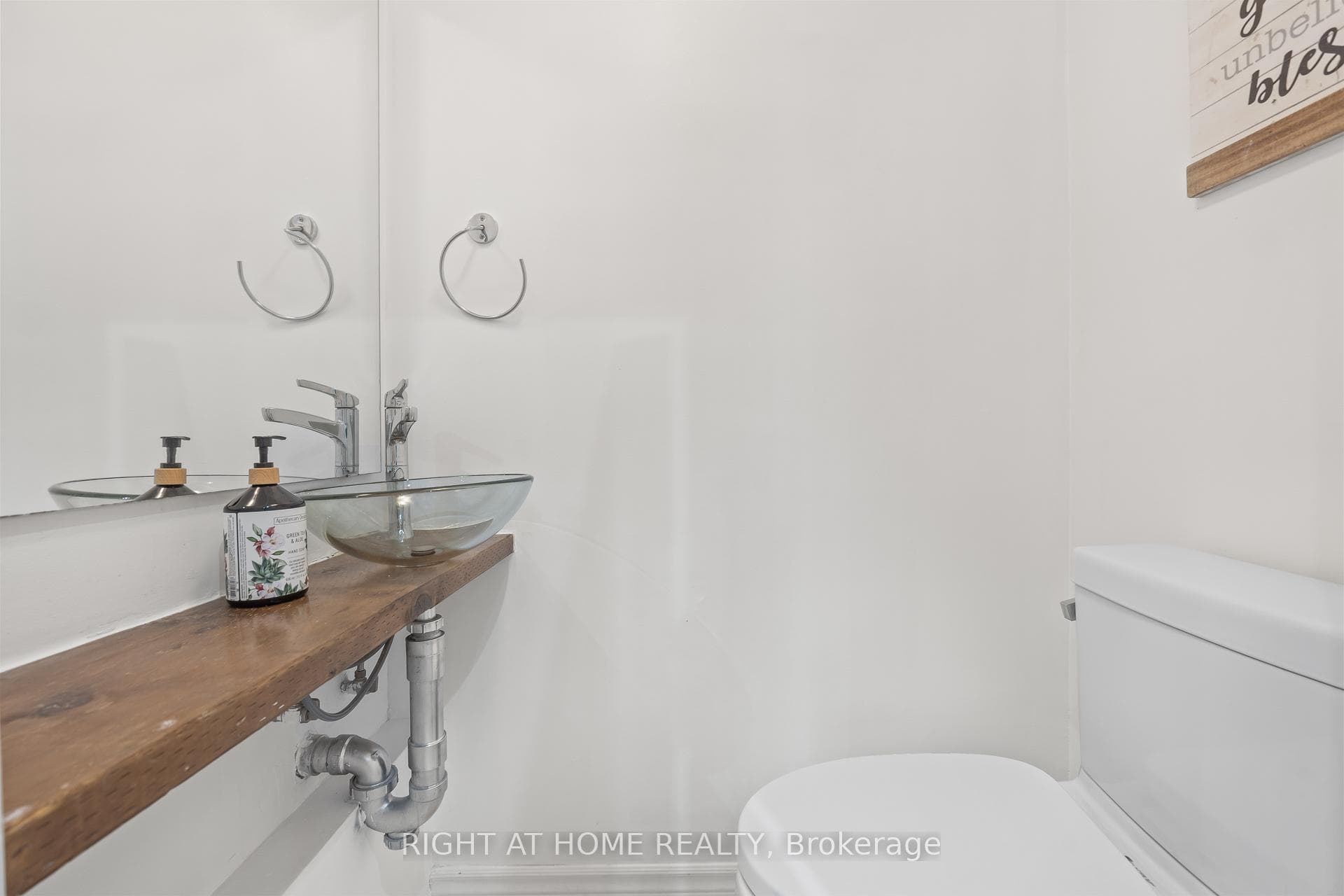 55 Cowan Road photo 10