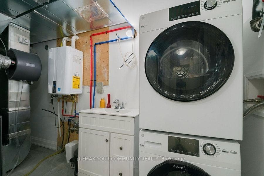 188 Sweeney Drive Unit Walk-out lower level photo 9