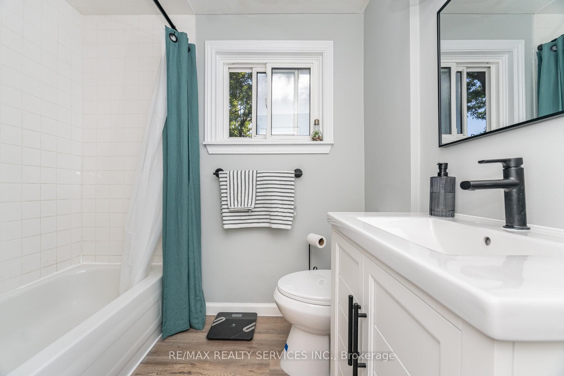85 Eldomar Avenue photo 26