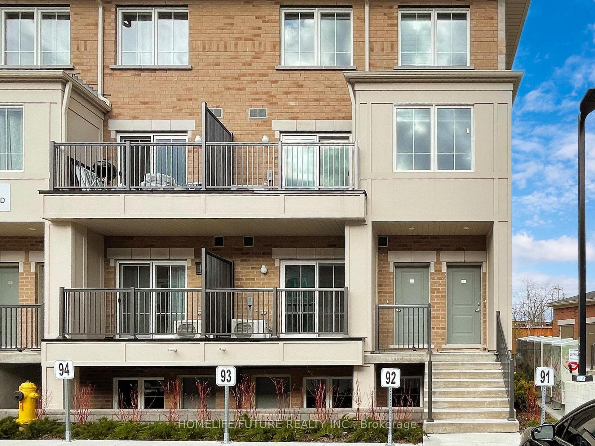 475 Beresford Path Unit 2 photo 4