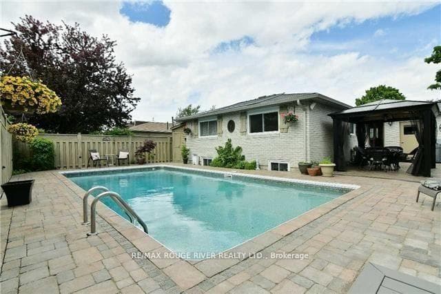 21 Bolland Crescent photo 19