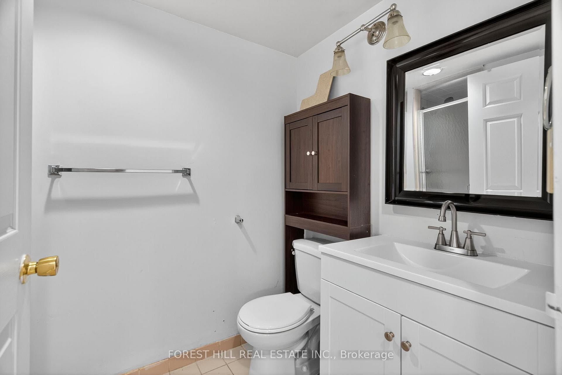 285 Enfield Place Unit 210 photo 10