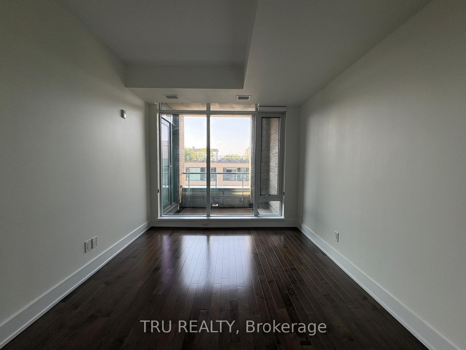 108 Richmond Road Unit 607 photo 26