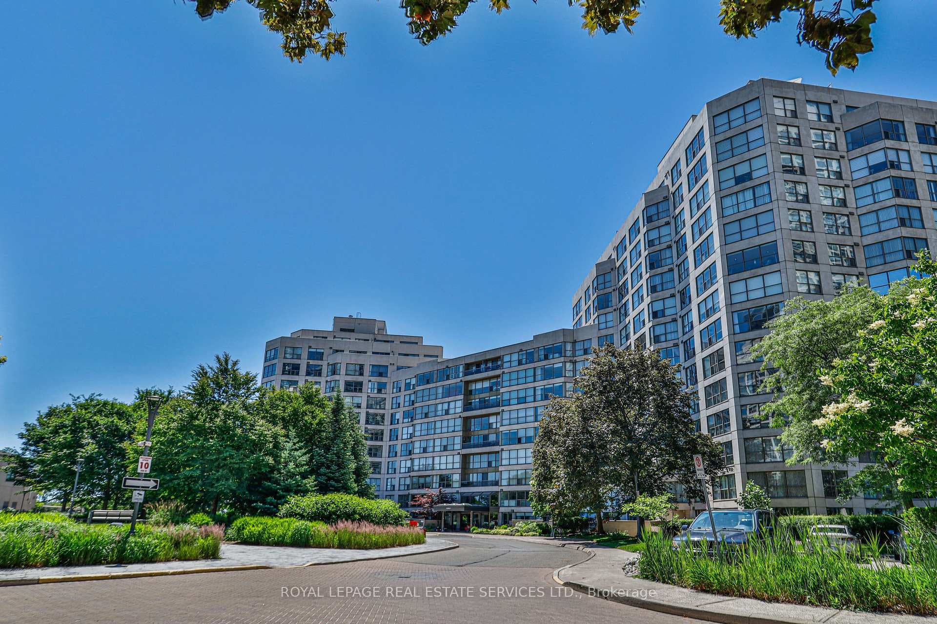 2267 Lakeshore Boulevard Unit 1304 photo 26