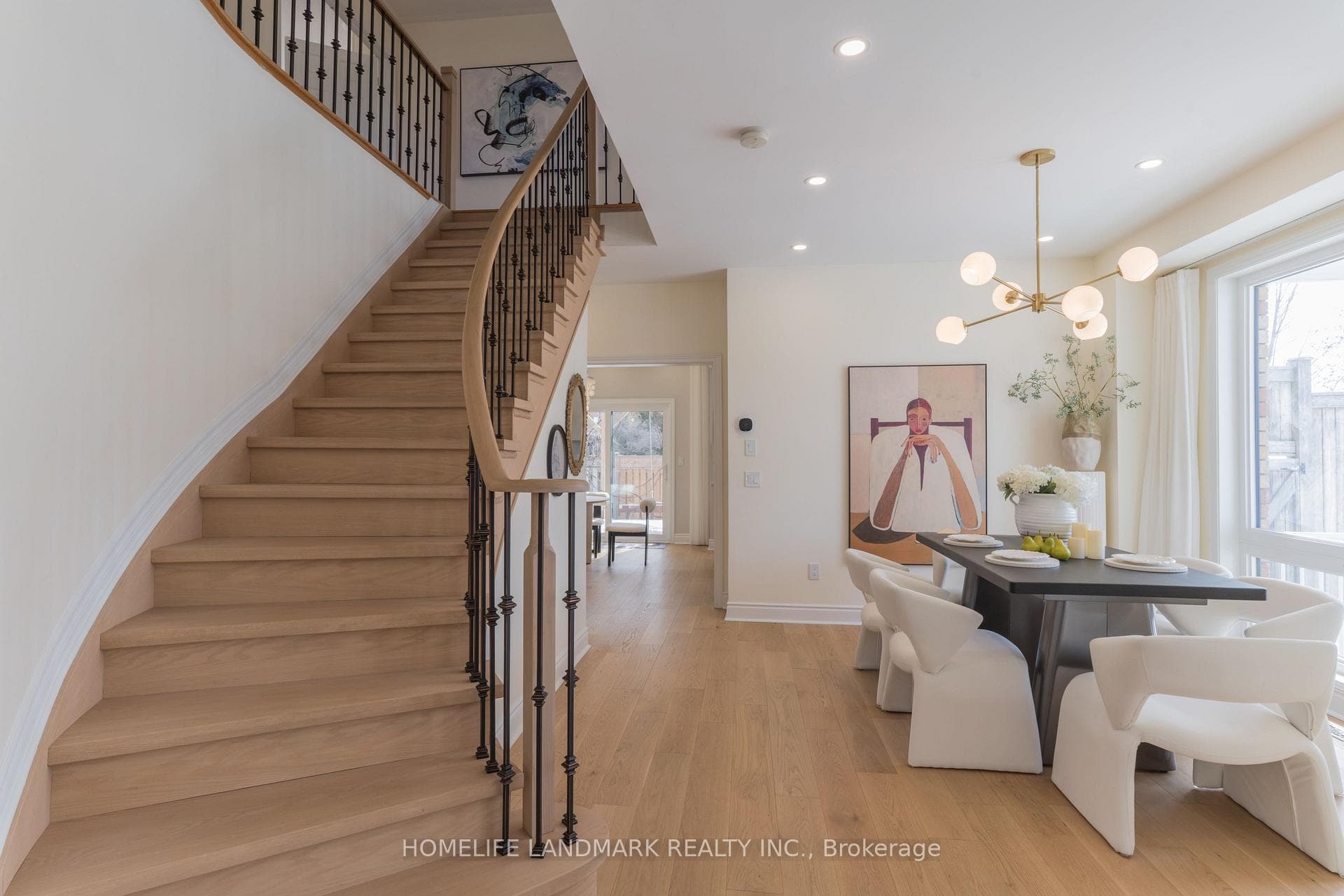 63 Sunburst Crescent photo 10