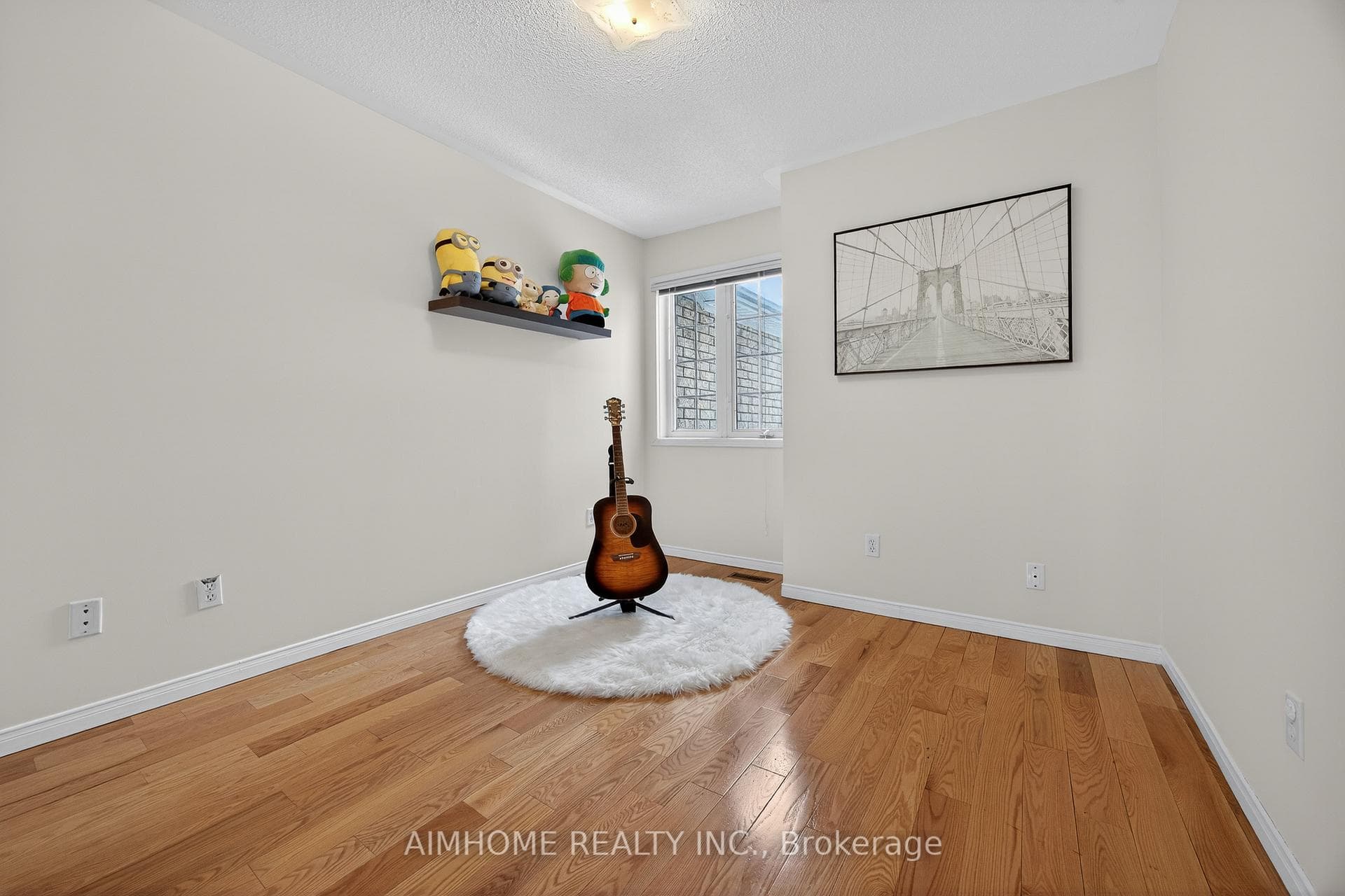 698 Warden Avenue photo 20