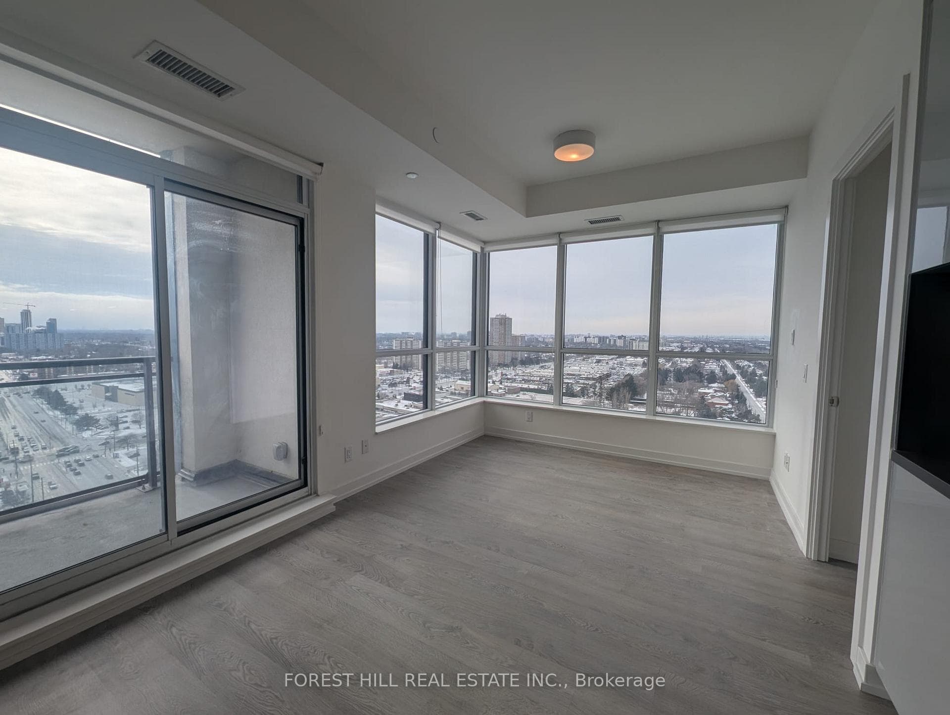 1 Grandview Avenue Unit 2208 photo 9