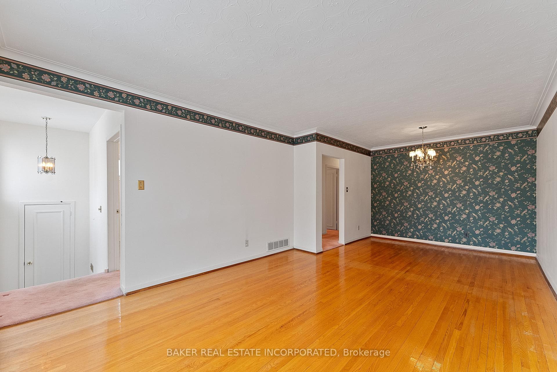 24 Pinebrook Avenue photo 6