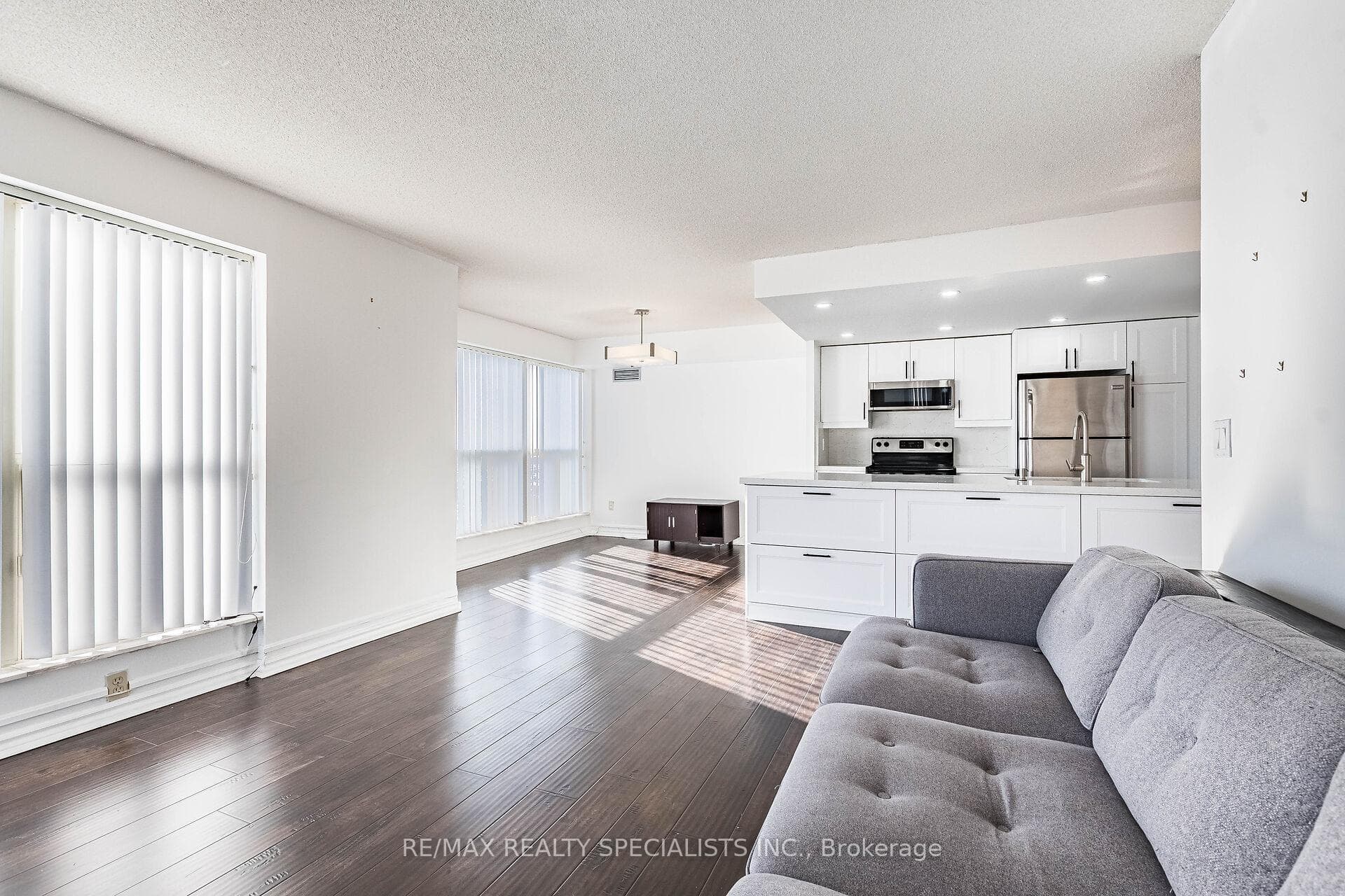 325 Webb Drive Unit 1510 photo 9