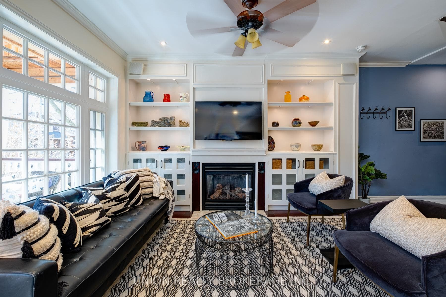32 Richard Avenue photo 8