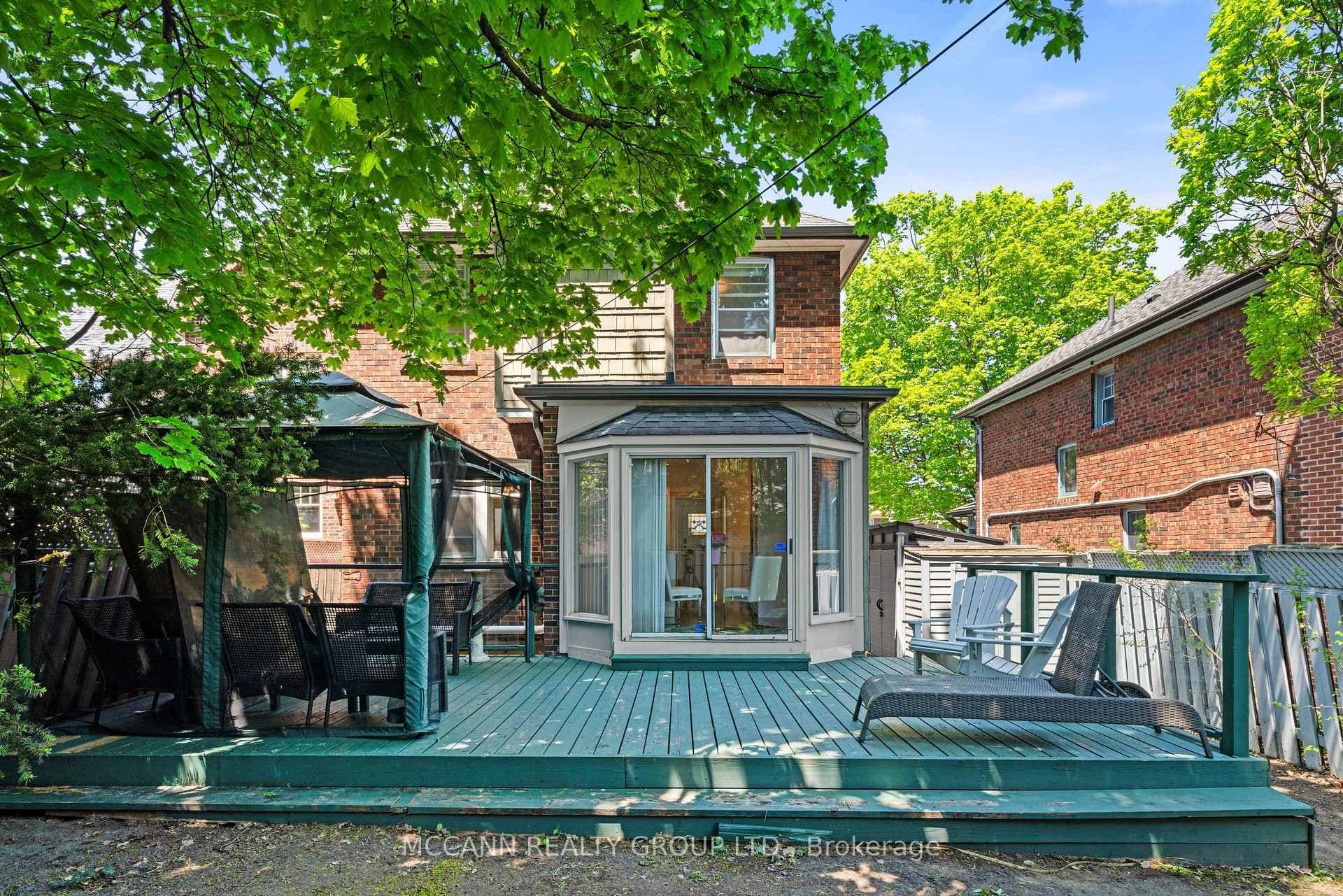111 Chudleigh Avenue photo 26