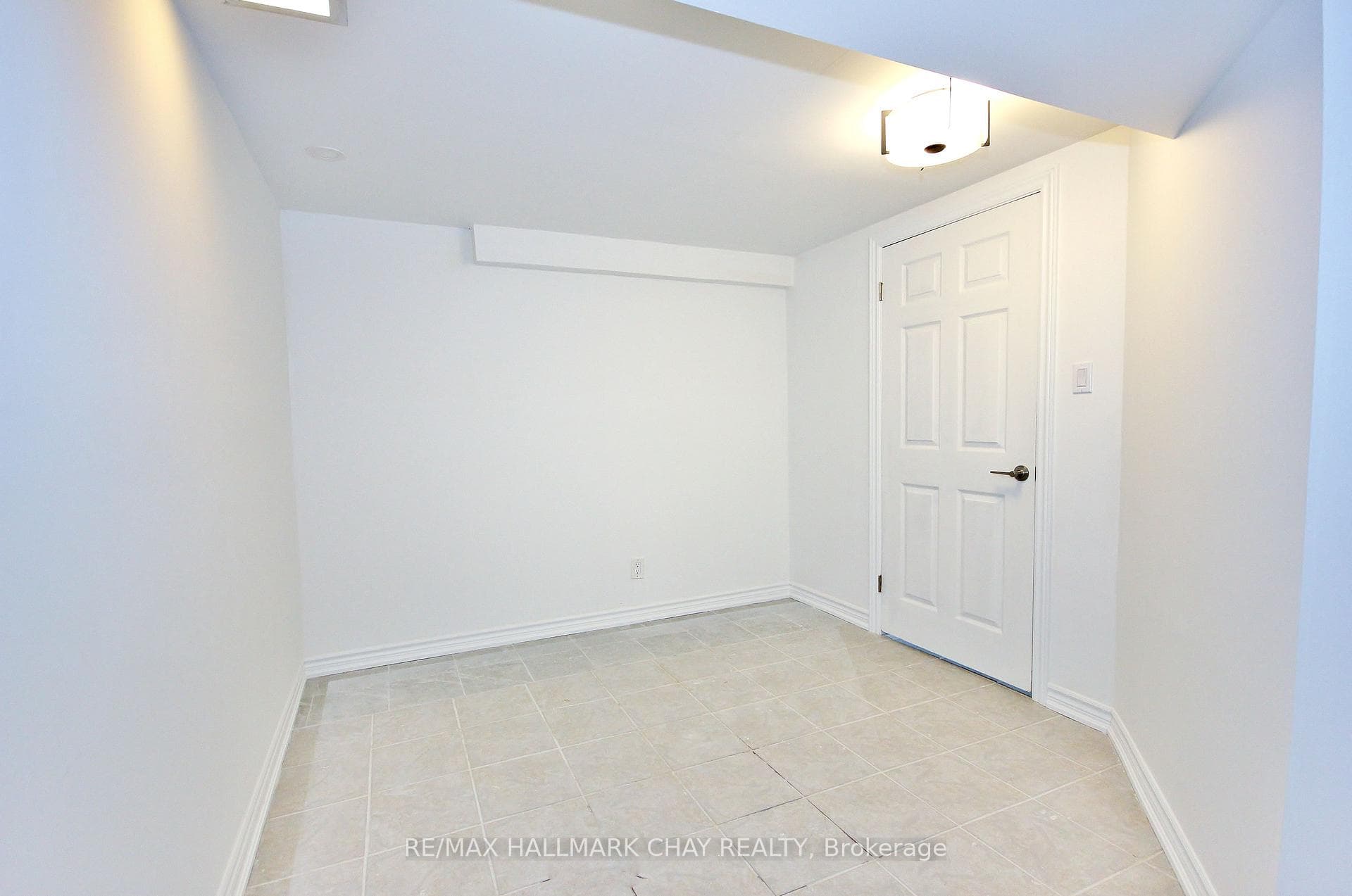 2173 Willard Avenue photo 7