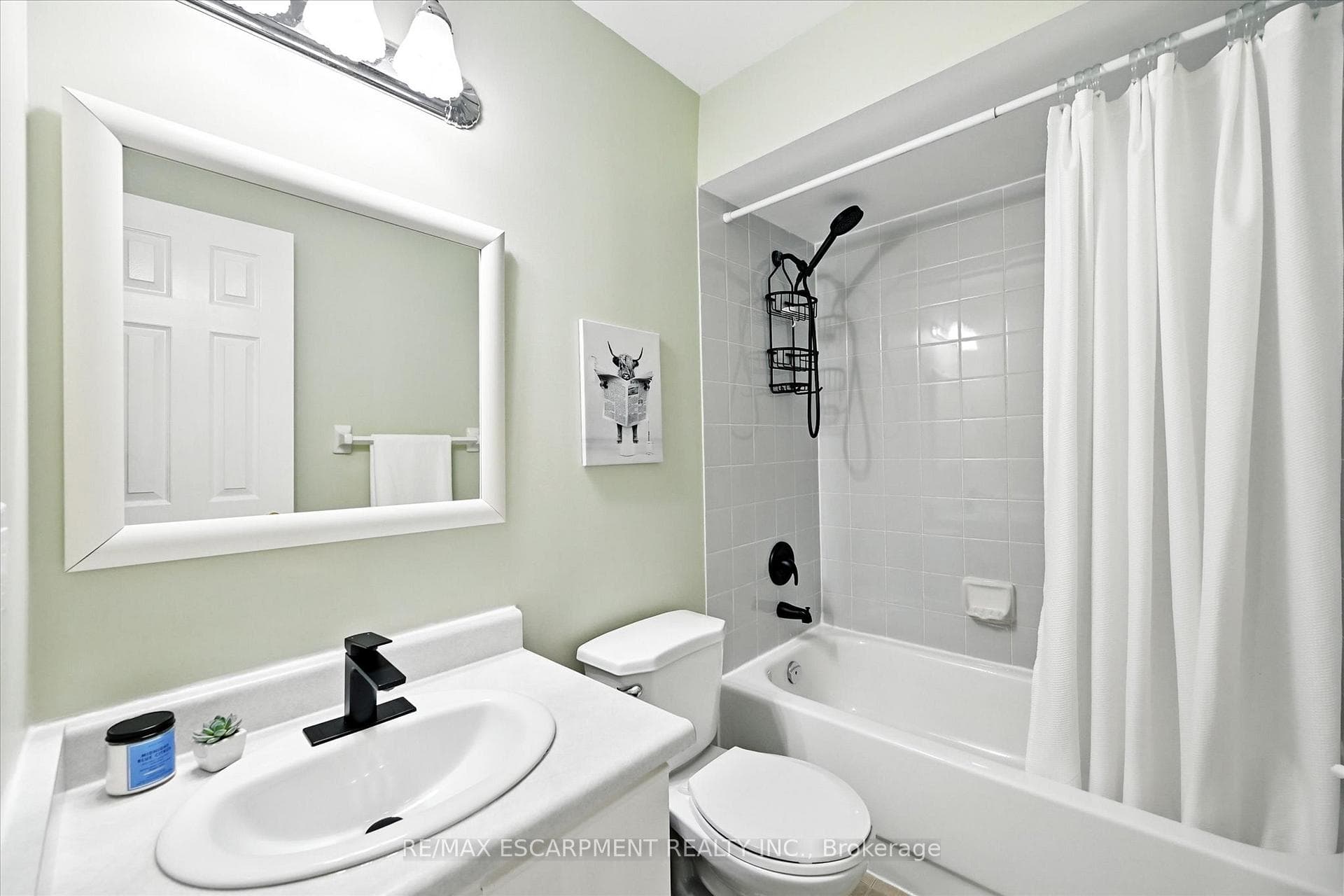 2110 CLEAVER Avenue Unit 228 photo 27