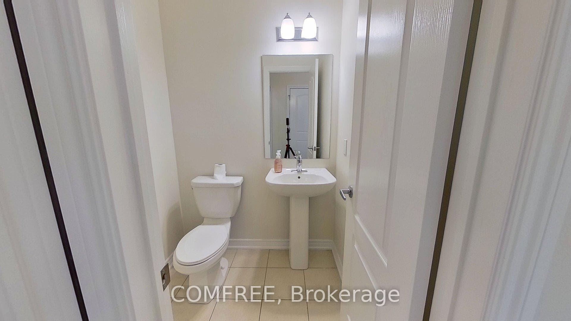 47 Nearco Crescent photo 10