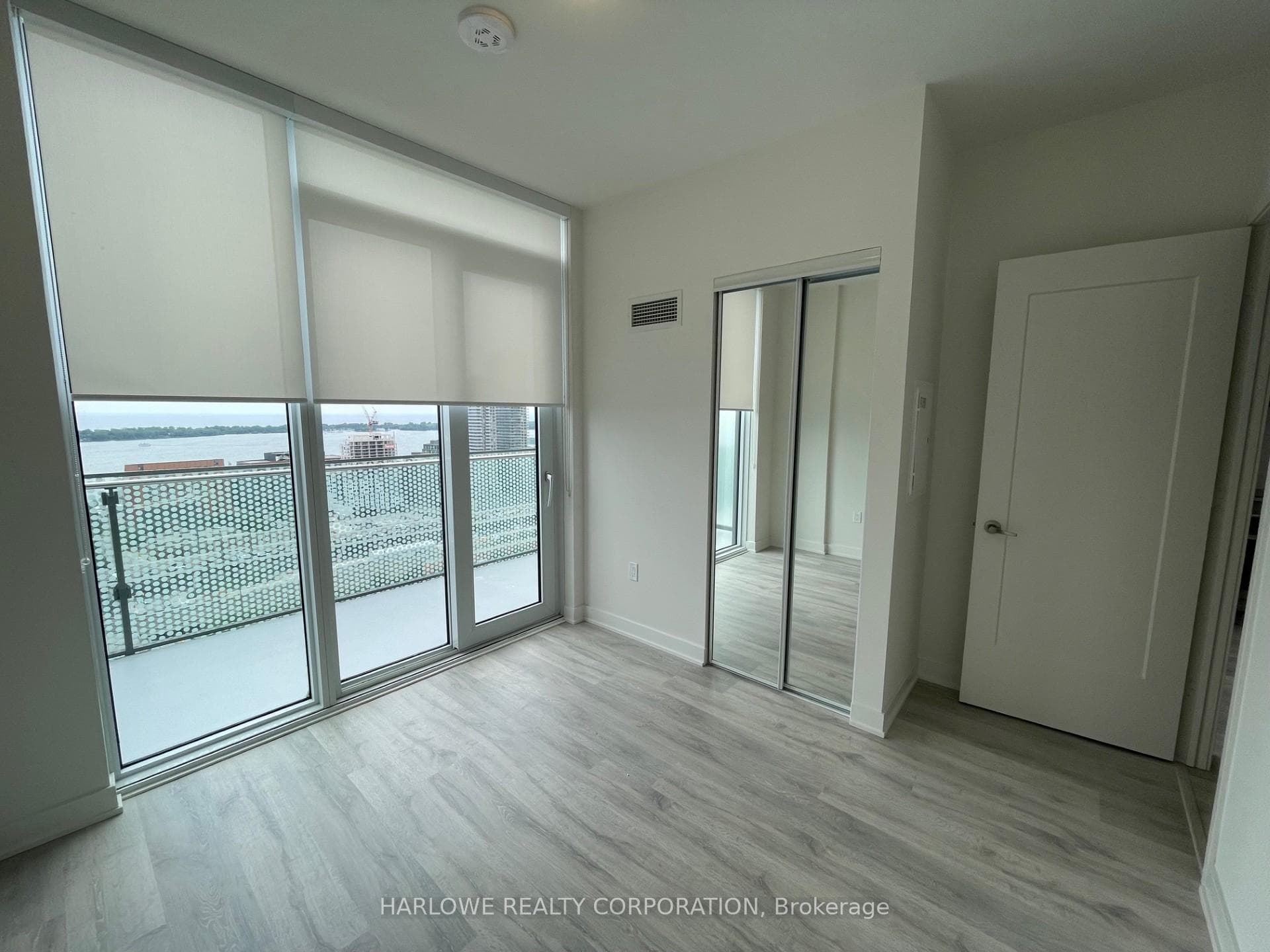 135 Lower Sherbourne Street Unit PH3026 photo 5