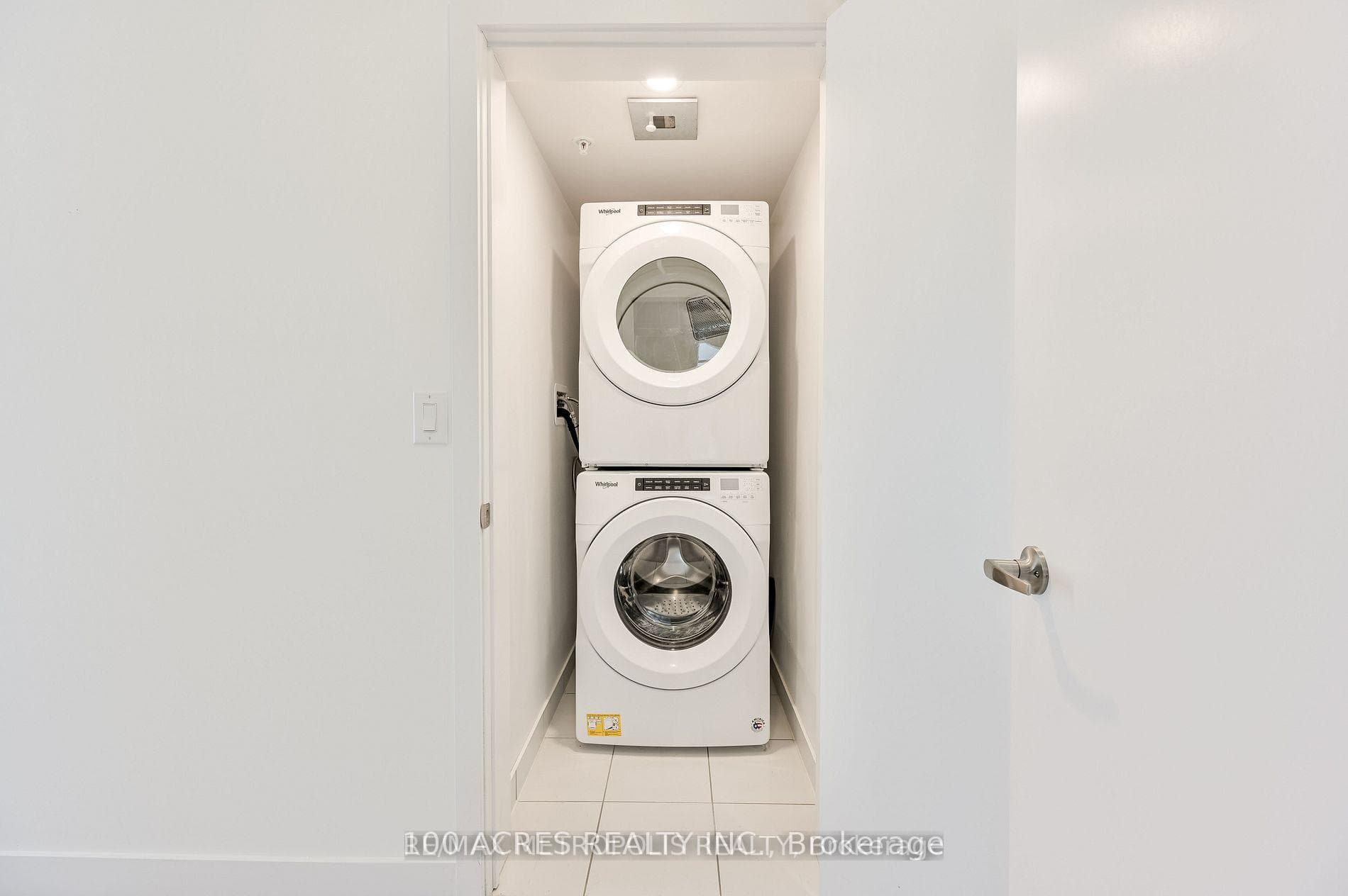 3488 Widdicombe Way Unit 8 photo 8