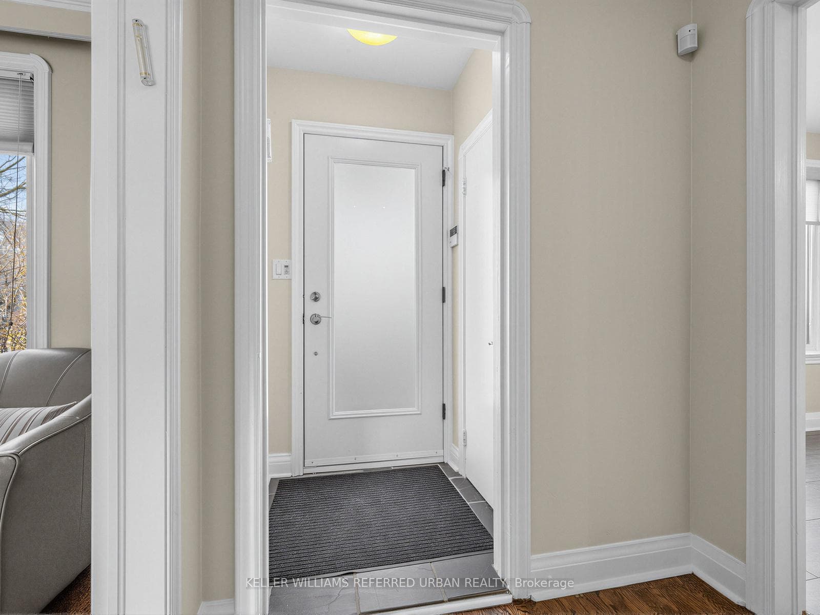 31 Prince Charles Drive photo 3