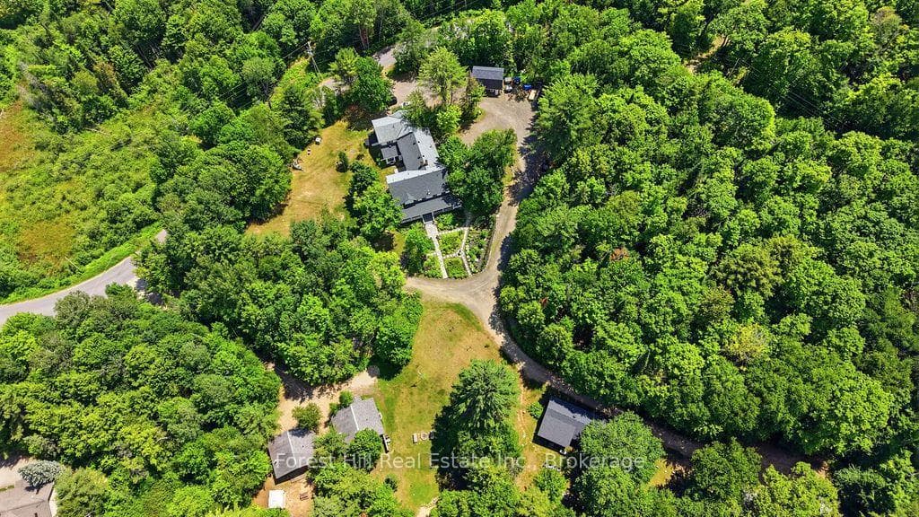 1040 Walker Lake Drive photo 6