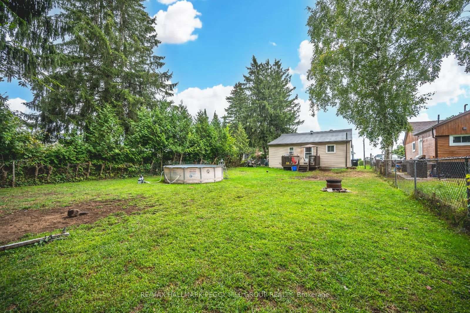 2740 Lakeside Drive photo 13
