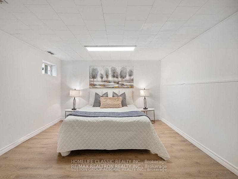 95 Murray Drive photo 9