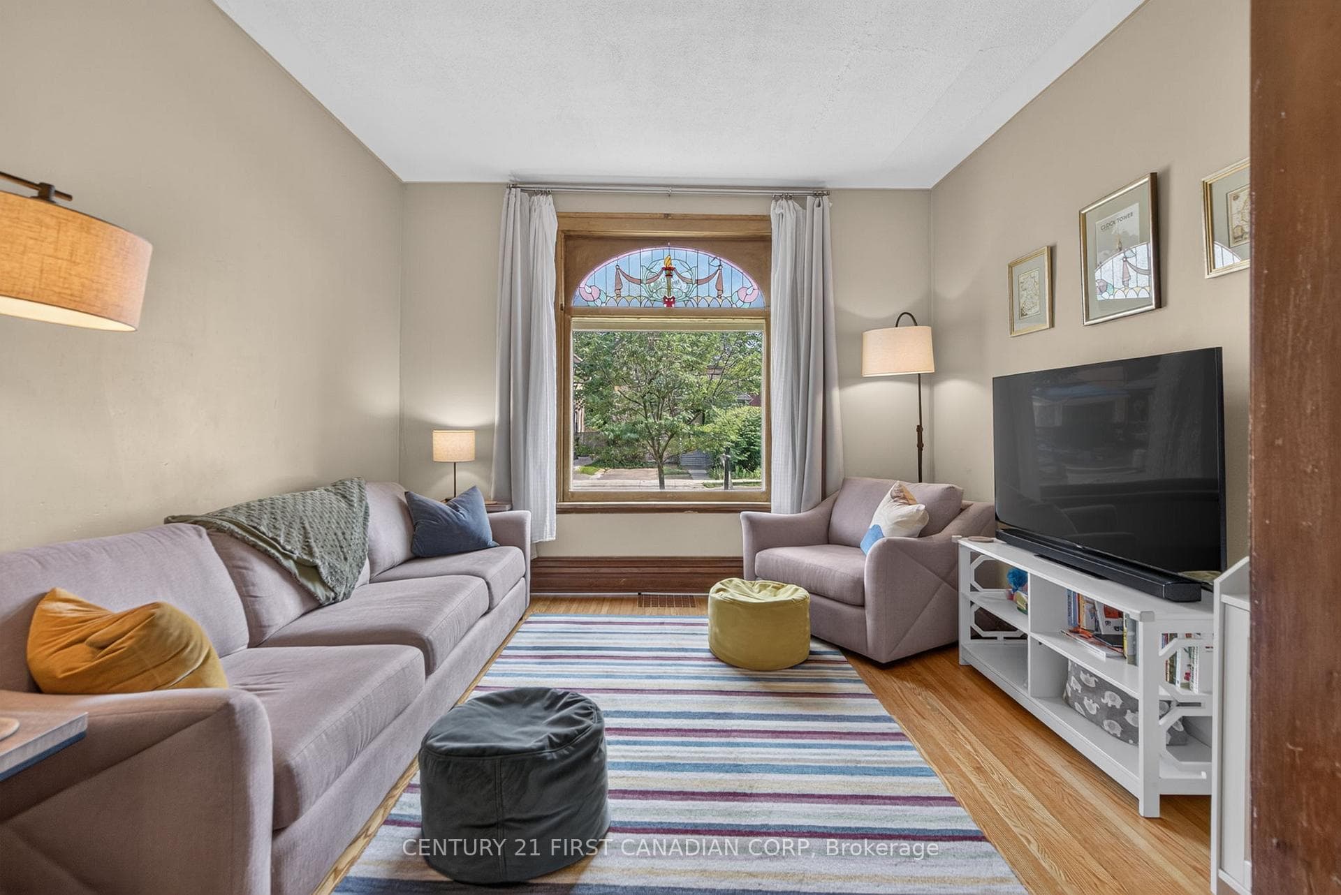 754 LORNE Avenue photo 3