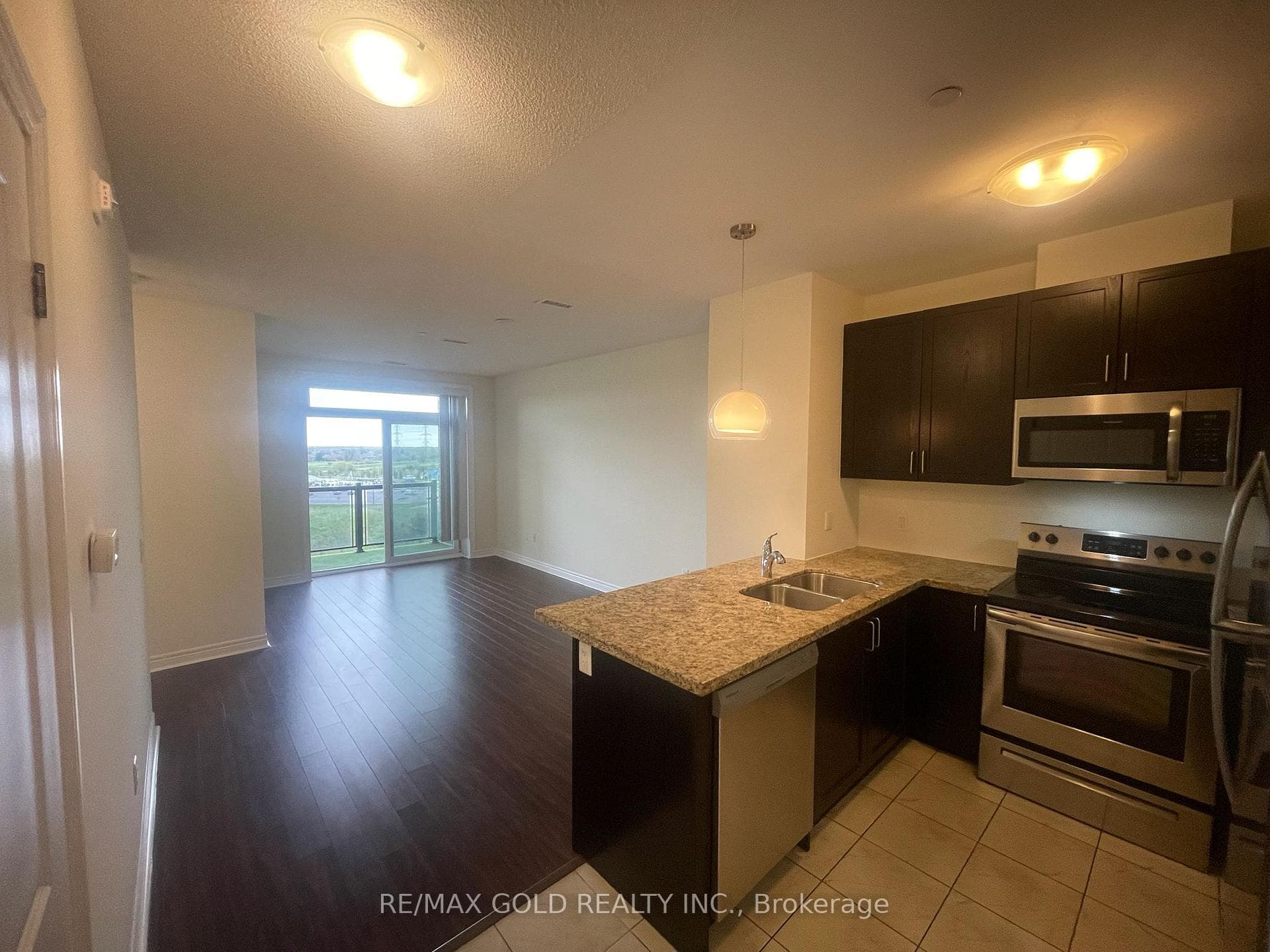 39 New Delhi Drive Unit 803 photo 2