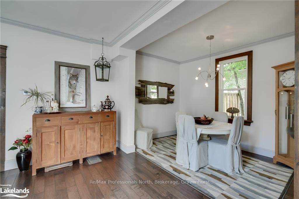 515 SARAH Street photo 17