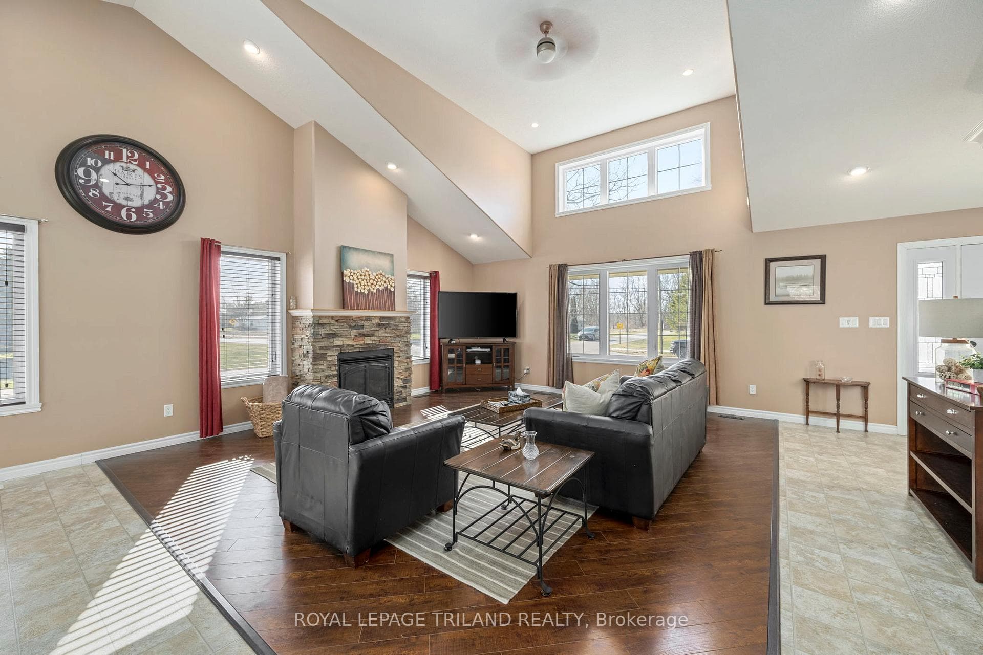 38 Fulton Street photo 11